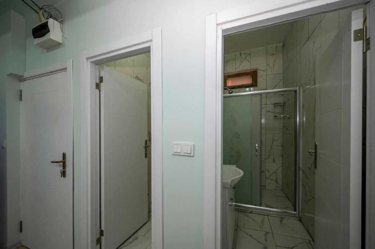 Xalila Hostel & Cafe Ladies Room Стамбул Екстер'єр фото